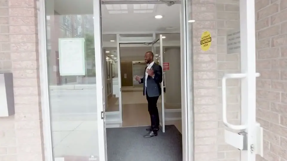 Listing video preview